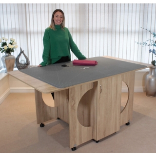 Maxi hobby table for cutting out while dressmaking