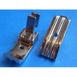 Double sided piping foot