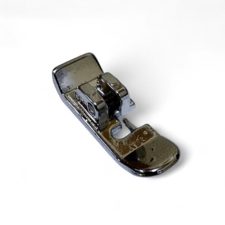 Singer overedge foot